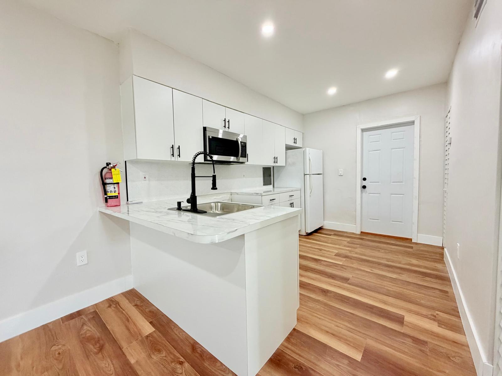 4803 Northwest 33rd Avenue